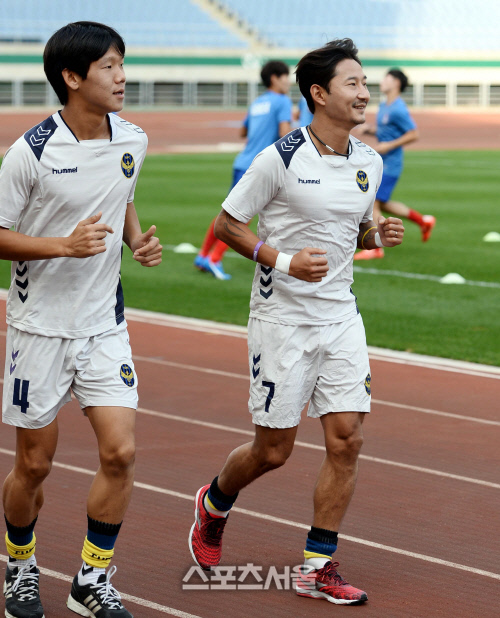 [SS포토]이천수, 진철이 형님 감독 되고 부러워