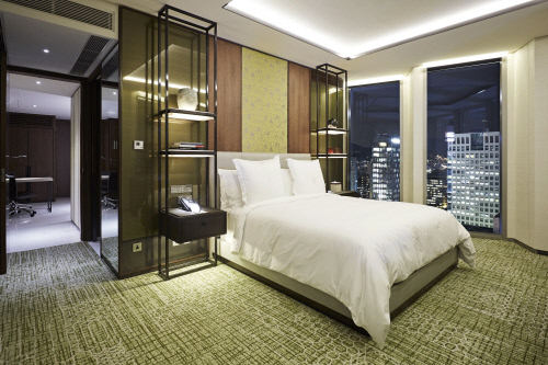 [포시즌스_호텔_서울]_객실_팰리스뷰_이그제큐티브_스위트_1