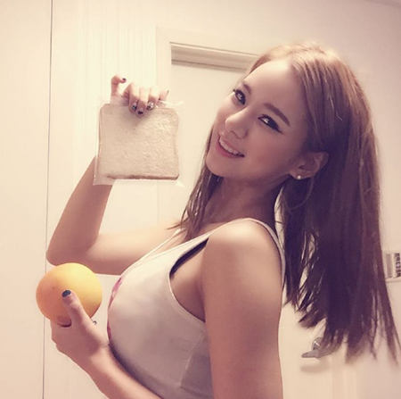 맹승지 로드걸, '로드FC 026' 케이지 오른다…"하루에 3시간씩 운동 중"