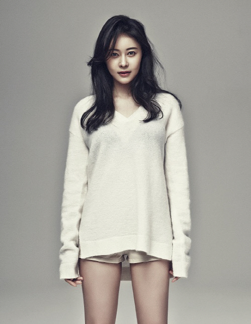 영화 '우주의 크리스마스' 허이재,사랑스러운 매력 눈길