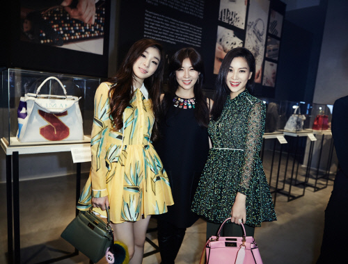 고소영 김연아 하지원 '미녀삼총사', 펜디 피카부백으로 기부동참