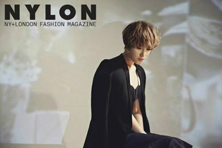 조정석 연인 거미, 재킷 속 속옷만 입고 감춰둔 '섹시미 폭발'