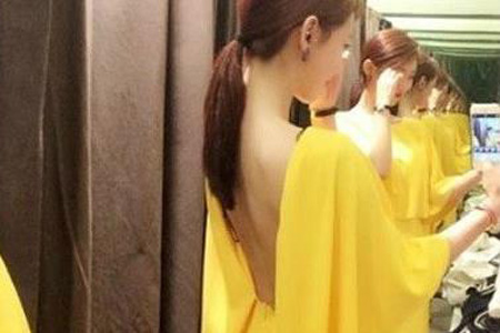 송민서, 등 훤히 보이는 '속옷 실종' 패션 