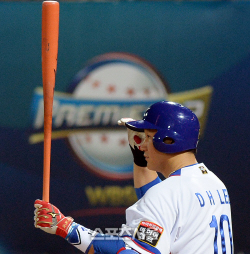 [SS포토] \'프리미어 12\' 이대호, 오늘은 병호 몫까지!