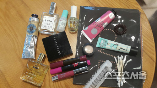 김김소연 파우치