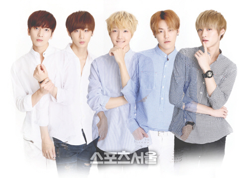 루커스_단체사진01