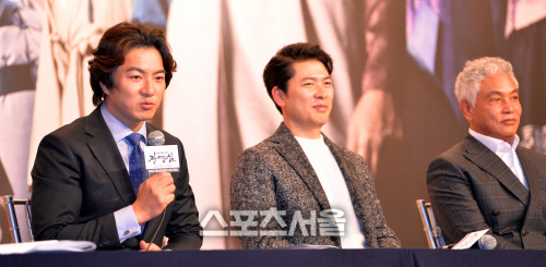 무대울렁증 송일국, 삼둥이 육아스트레스에[SS포토]