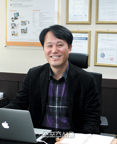 제이씨스퀘어(주) 마송훈 대표