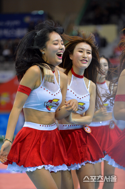 환상적인 무대펼친 치어리더, 미소 활짝[SS포토]