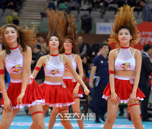 한전 치어리더, 머리카락이 섰어요![SS포토]