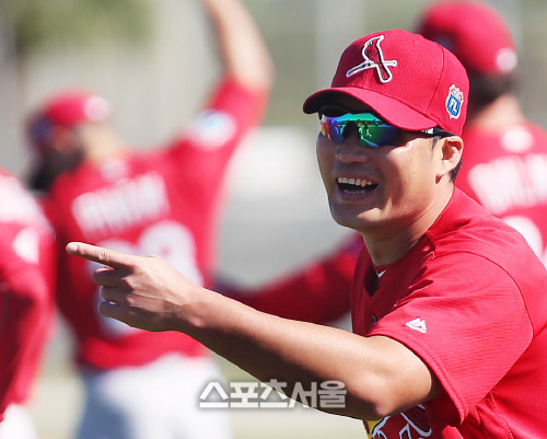 \'밝은 미소\' 오승환, \'표정, 살아있네!\'