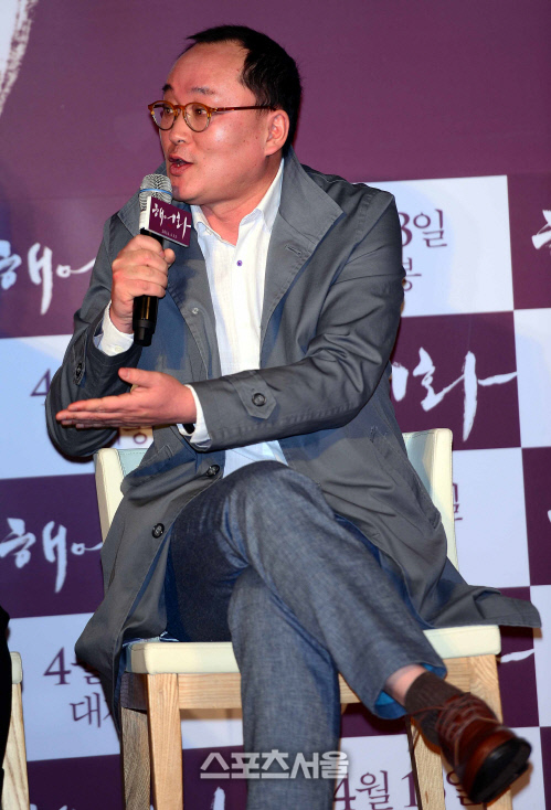 [SS포토]해어화 박흥식감독, \'한효주씨는 말 그대로 \'말하는 꽃\' 이었죠~\'