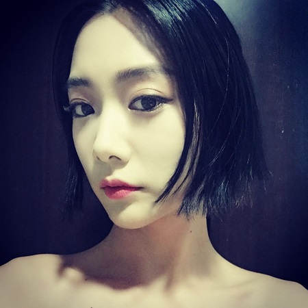 [★SNS] "싹둑!"…클라라, 단발 변신하니 청순미 물씬