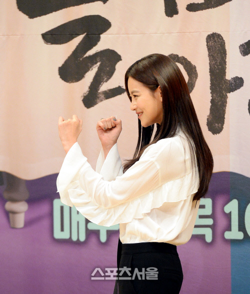 [SS포토] \'돌아와요 아저씨\' 오연서, 한번 붙어볼래요?