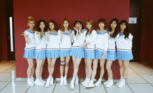 트와이스,컴백앞두고 '대박' 조짐?'음악중심' 역대 영상조회수 1위