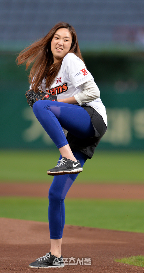 시구하는 이은형,폼나는 연예인시구지![SS포토]