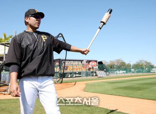 \'감회가 새롭습니다\'...강정호, 6개월 만에 실전배팅 현장!