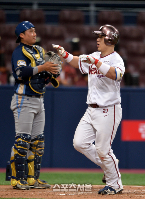 역전 3점홈런 박동원, 김태군은 얼음 [SS포토]