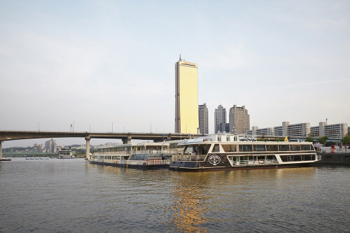 한강유람선 이미지