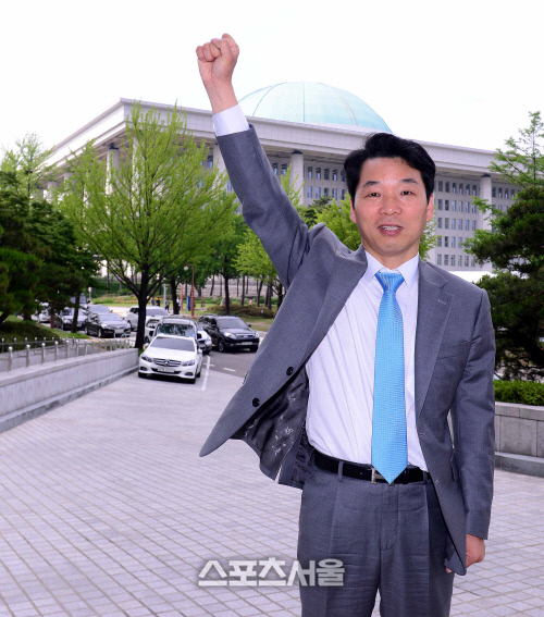 김병관