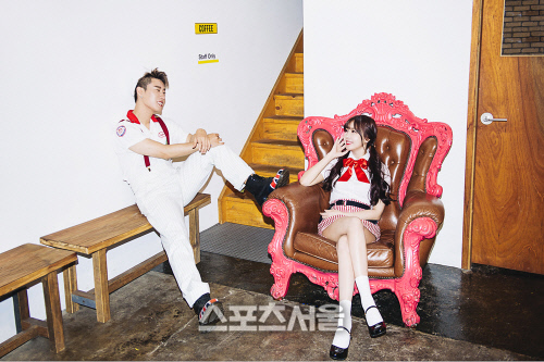 160613_산이X레이나 보도자료5