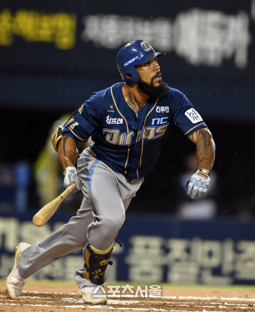 [SS포토] 테임즈, 빗방울 가르는 19호 홈런