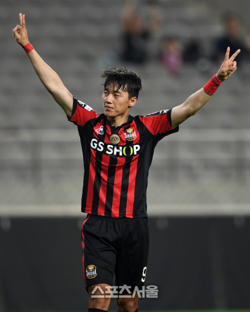 [SS포토]FC서울 윤주태, '두 골 입니다!'