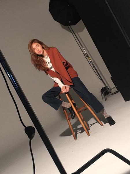 [★SNS] "신비로운 매력" 비비안, 열애 인정 후 물오른 미모