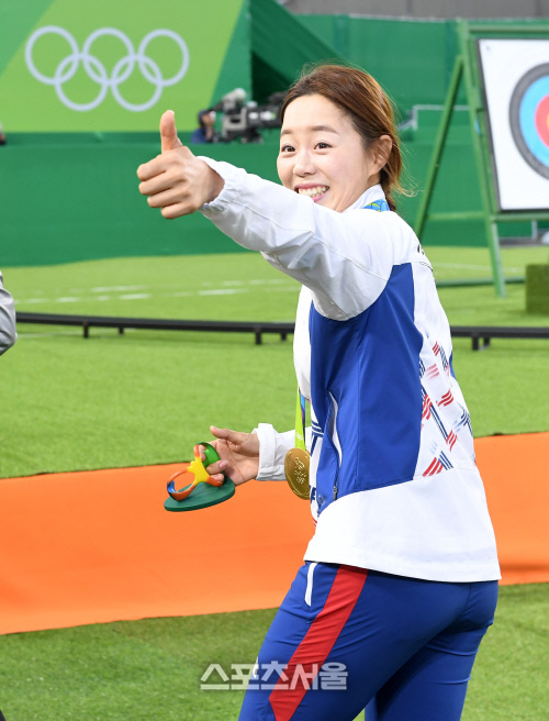 [SS포토]NO.1 양궁선수 장혜진, \'최고에 걸맞게 금메달을~\'
