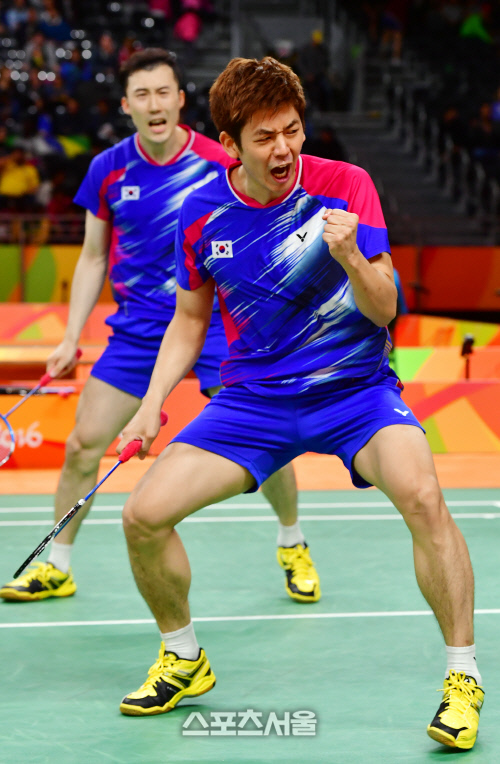 세계랭킹 1위 이용대-유연성의 환호[SS포토]