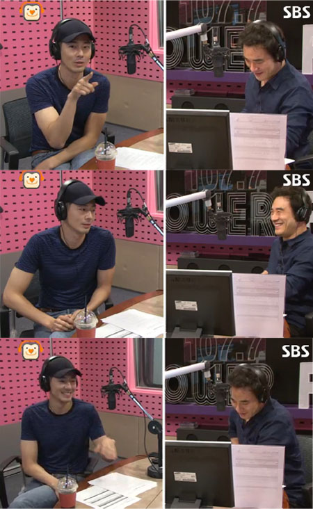 '씨네타운' 조인성, "'디마프' 고두심 선배와 촬영, 긴장됐었다"