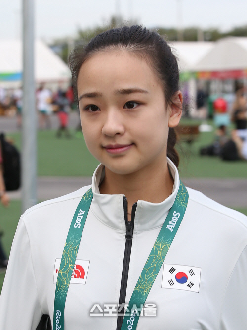 [SS포토] 리우 도착한 손연재, 상파울루보다 좋네요~