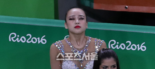 심호흡으로 첫 연기 긴장푸는 손연재[SS포토]