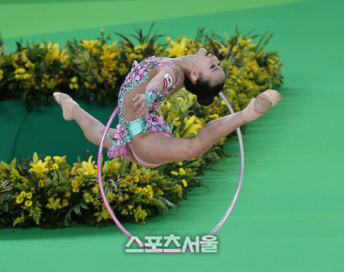 후프 손연재, 아름다운 점프[SS포토]