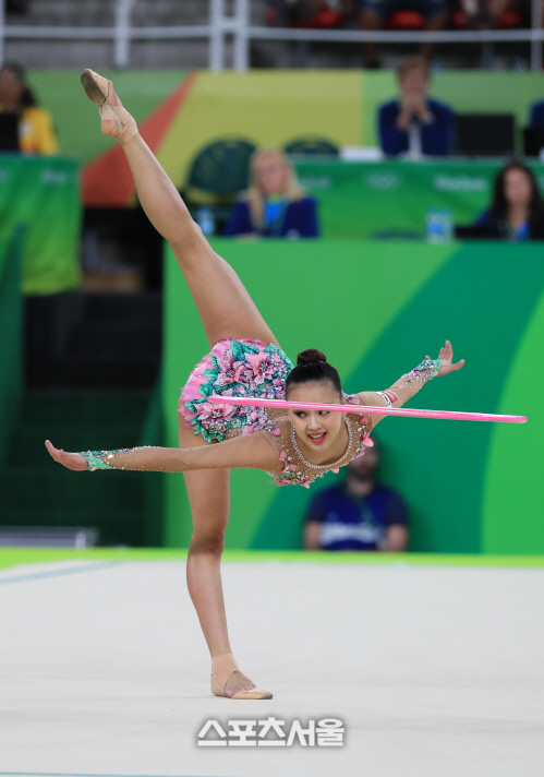 손연재, 후프와 하나가 되어라[SS포토]