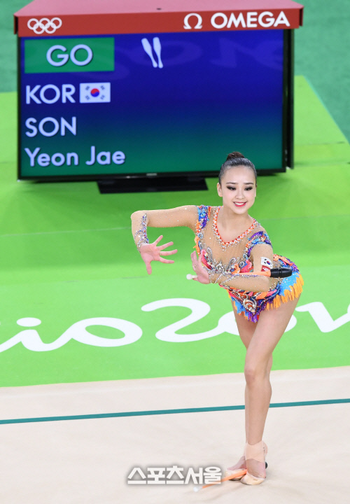 [SS포토]71.956점 5위로 본선 진출 손연재, 올림픽 첫 메달 도전