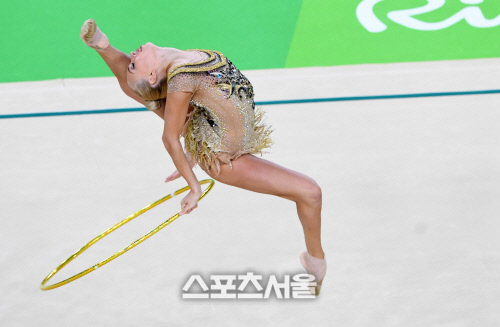 러시아 야나 쿠드랍체바 후프1위, 손연재는 3위[SS포토]