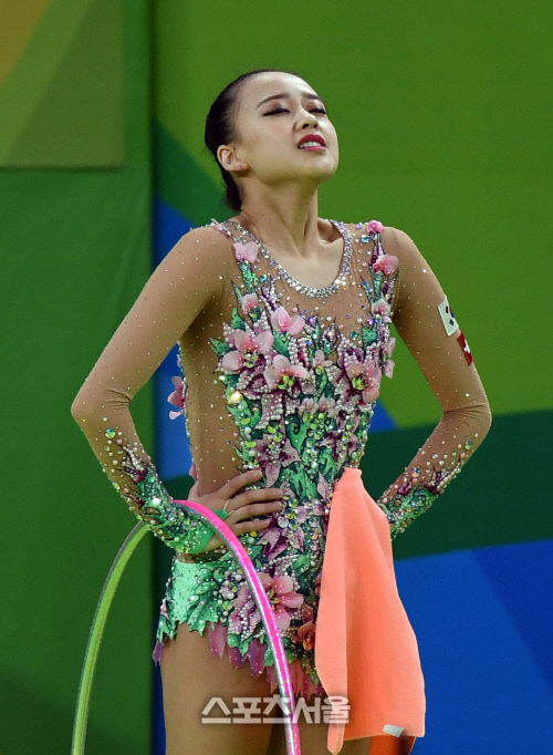 [SS포토] 리듬체조 결선에 나선 손연재, 나는 할 수 있다...
