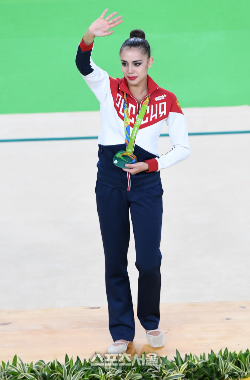[SS포토] 손연재의 리듬체조 결선, 금메달은 러시아의 마문에게...