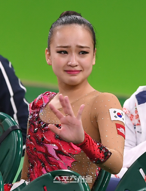 [SS포토] 울지마...손연재... 최선을 다했던 아름다운 4위!