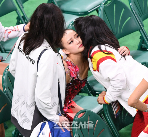 [SS포토] 손연재의 눈물, 너무나 안쓰러워...