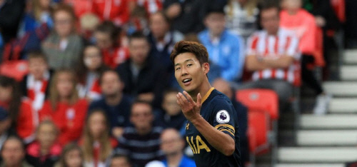 손흥민 두 골