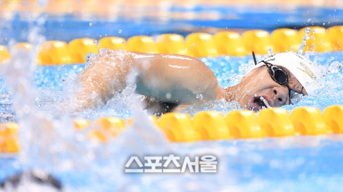 [SS포토]리우패럴림픽 수영 2관왕 조기성, \'어뢰처럼~\'