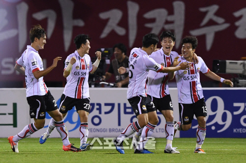 [SS포토] FC서울, 수원FC전에서 종료 직전 윤주태 결승골 폭발!