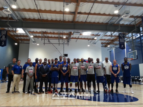 마이크 비비, 스테판 잭슨이 SK 연습경기에?