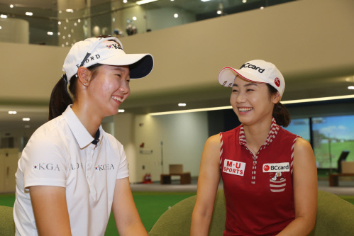 김혜윤, 권서연 선수