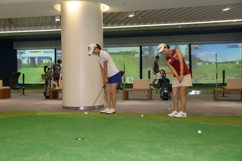 조이마루에서 어프로치 연습