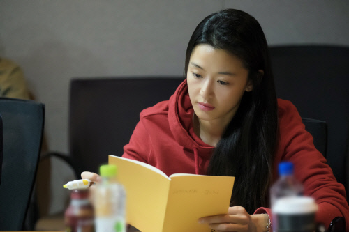 푸른바다의전설_전지현_문화창고-스튜디오드래곤 제공