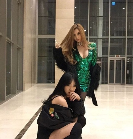 "압도적인 볼륨감"…하리수, 콜라병 몸매의 정석