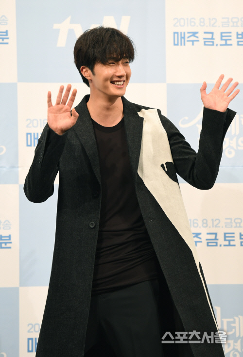 [SS포토]\'신네기\' 정일우, \'모성애 자극 포즈는 안 돼요!\'